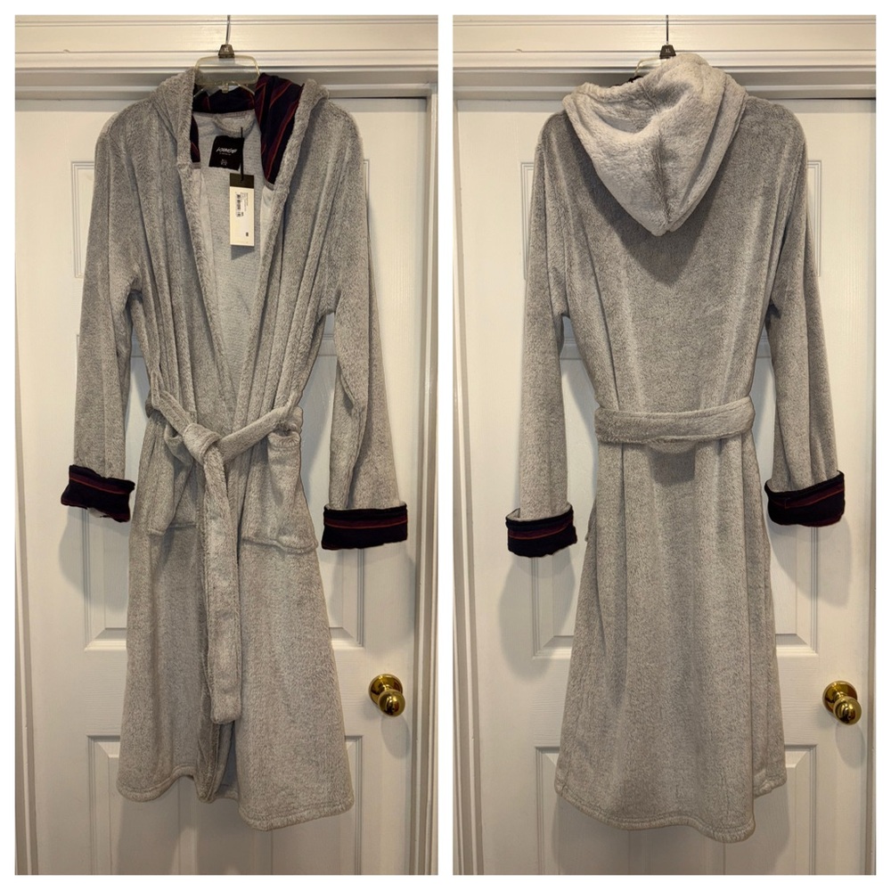Cotton On Lounge Robe Light Gray Striped Hood Mens Plush Gown Size M / L
